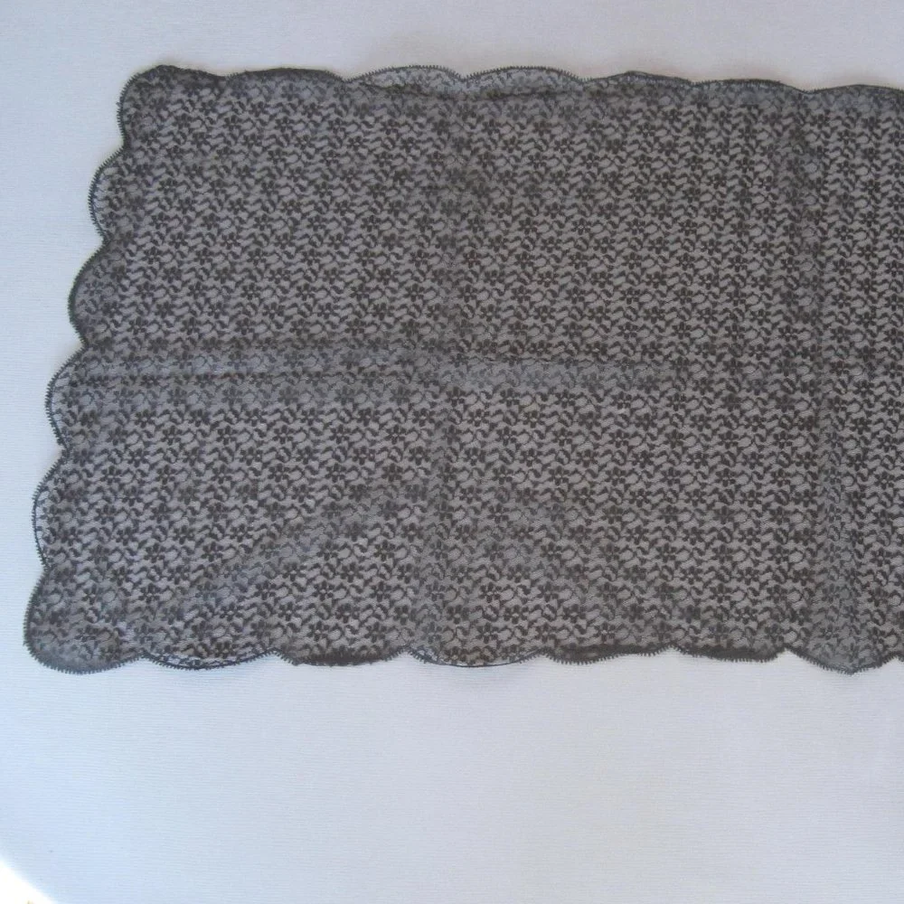 Vintage Rectangular Lace Scarf with scalloped edges all around. 20